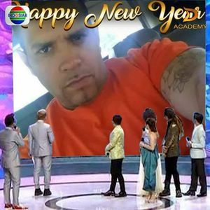 Meet your Posher, Rayroc